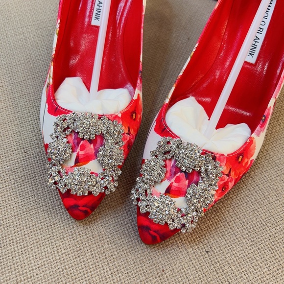 Manolo Blahnik New Size38 - Picture 4 of 5